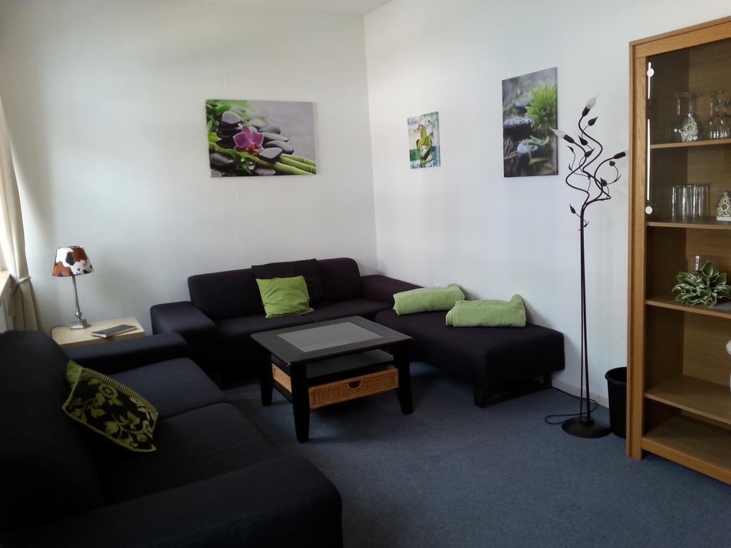 Ferienwohnung Am Nuerburgring Аденау Номер фото